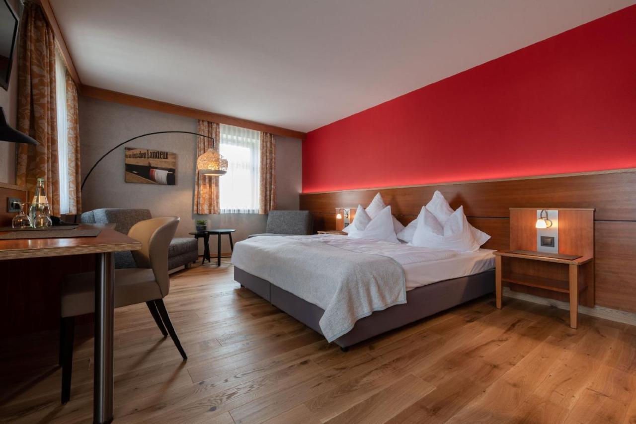 Biobausewein Wein Hotel Leben อิปโฮเฟิน ภายนอก รูปภาพ